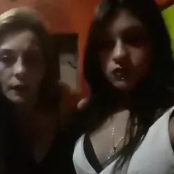 madre e hija arjanti̇n