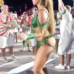 Paola Oliveira ( O Rabo Mais Gostoso do Brasil