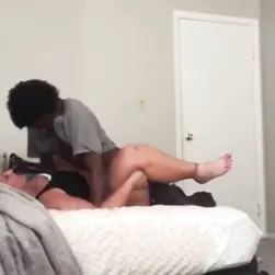 Hoe tratando de hablar a su manera de conseguir que coño golpeado