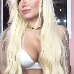 Thalita Treyce Squirts Hard While Screaming For More ????