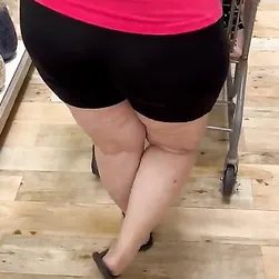 Grinding On That Thick MILF Ass In Public