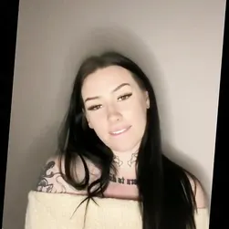 Unnamed Hottie Ignites Passion in Steamy Fuck Session