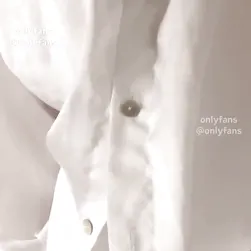 Thicc ABG cums auf ihr Spielzeug