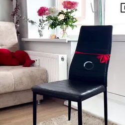 Nerdy Babe Fills Her Mouth and Pussy with Huge Cock