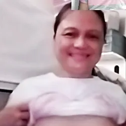 Hong Kong domestic worker earns extra