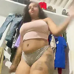 Perra culona baila twerking