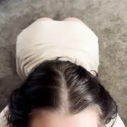 Blowjob nach der Kirche. Mormonische Wild Wife