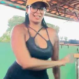 Dandara na academia
