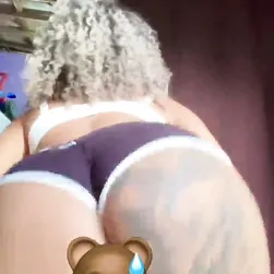 İşte Gostosona yine kıçıyla dans ettiği videoları paylaşıyor