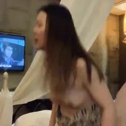 Linda coroa asiática