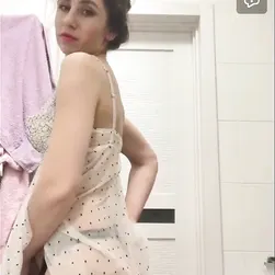 Wow Brünette
