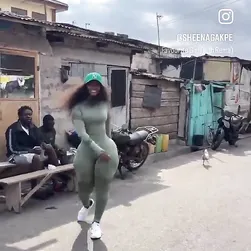 Sh33n@ Shows Off Her Curves On Her Instagram Story