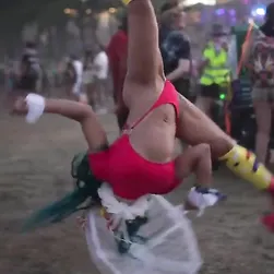 _girlsatraves_