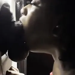 Me pregunto dónde diablos estos gloryholes ser en la causa 😩