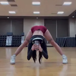 Sexy Amateur Queen With A Perfect Body Rides Hard In Interracial Action